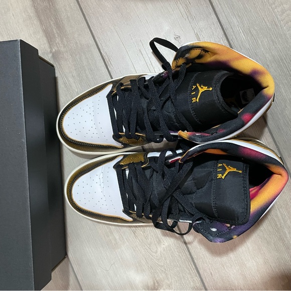 Nike Air Jordan 1 mid-SE DQ8417 071 size 10 - Picture 4 of 6